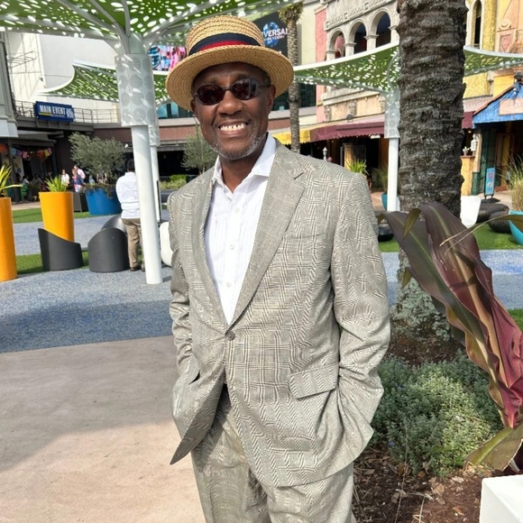 Meet your Posher, Homer - Picture 4 of 16